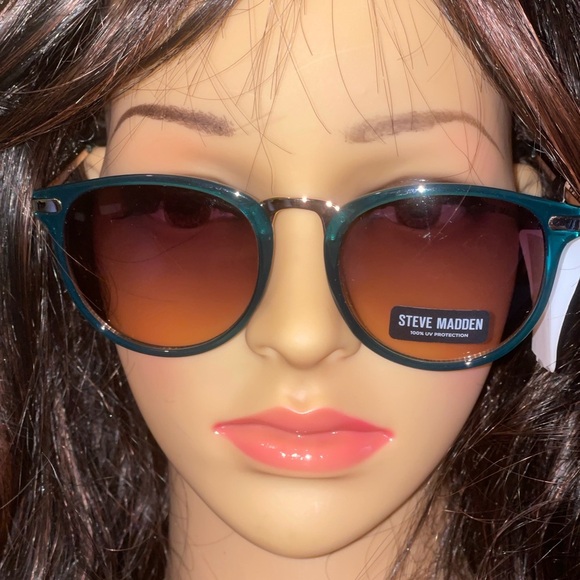 STEVE MADDEN Hot Tamales Sunglasses 52-20-141 main image 12